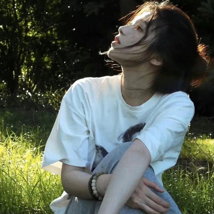 无边春色戏两儍